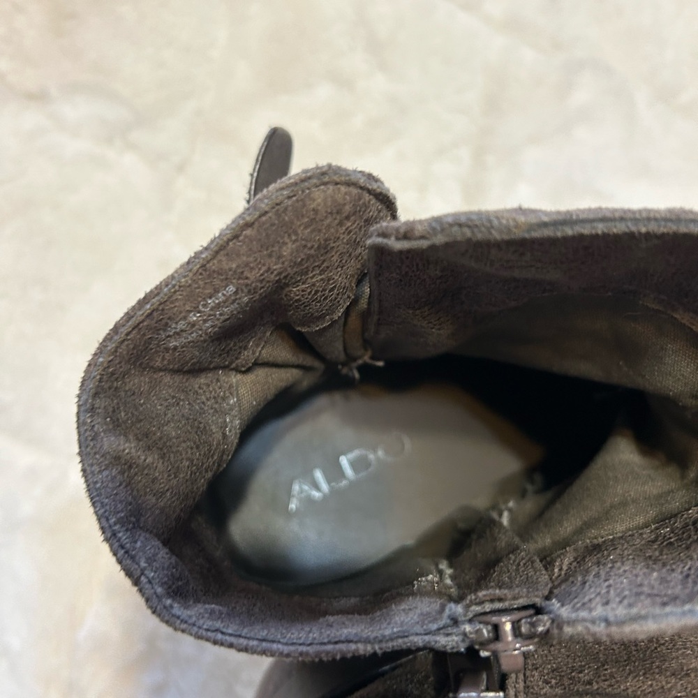 Aldo - Picture 2 of 4